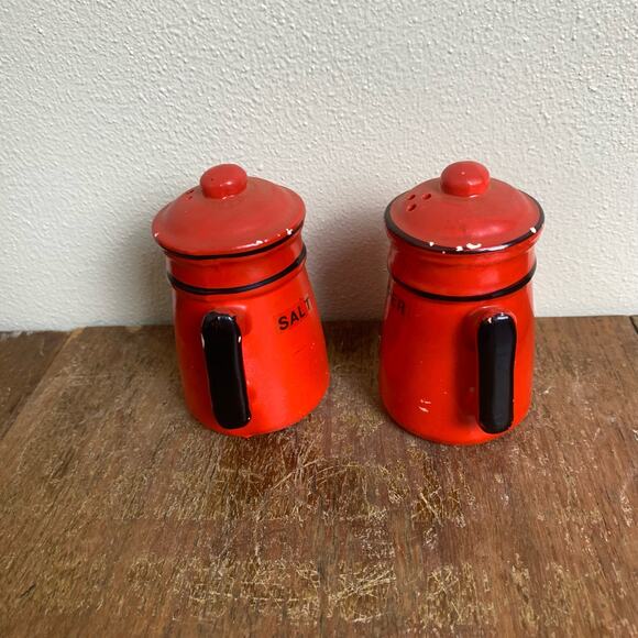 Vintage MCM‎ Retro Red Balck coffee pot salt and pepper shakers - Picture 4 of 7